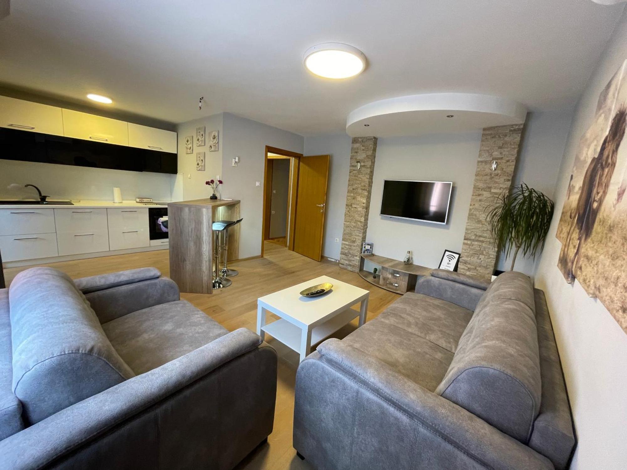 Ferienwohnung Leo Ni Exterior foto